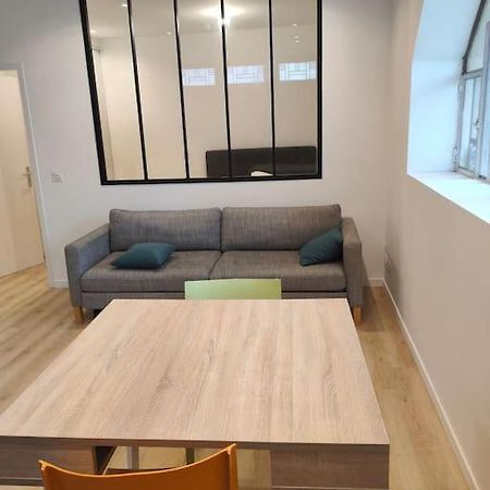 Logement Complet A Villeurbanne Exteriör bild